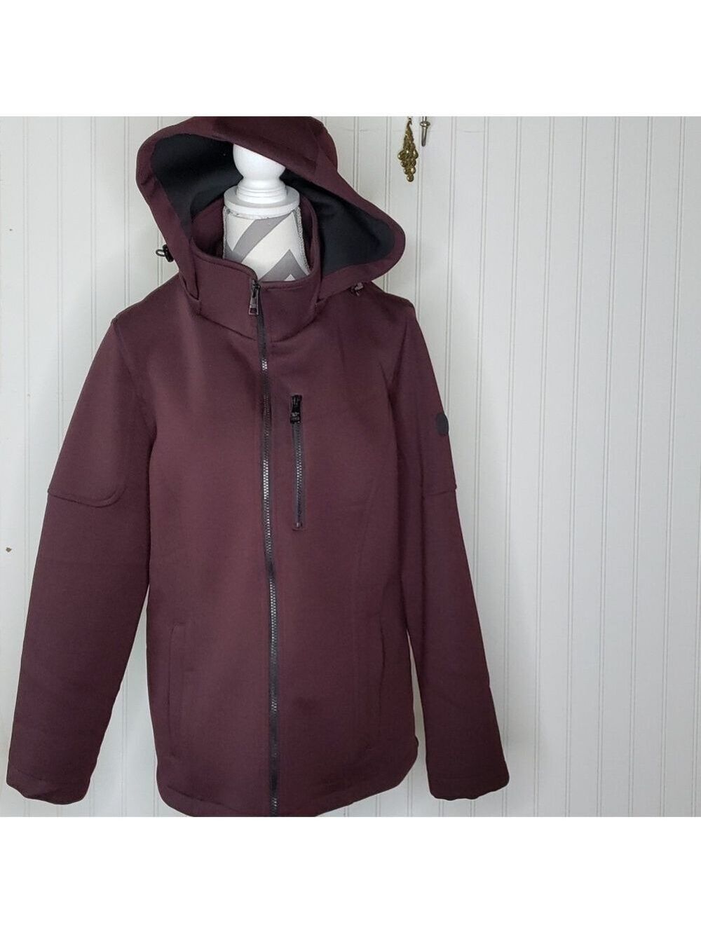 - Andrew Marc Hooded Scuba Jacket Size XXL